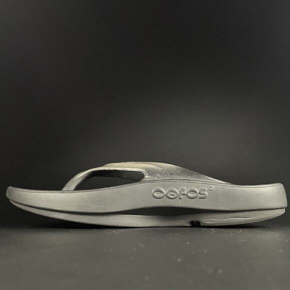 Oofos OOlala Luxe Womens 10 Thong Flip Flops Black Recovery Pain Relief Sandals - Picture 5 of 8